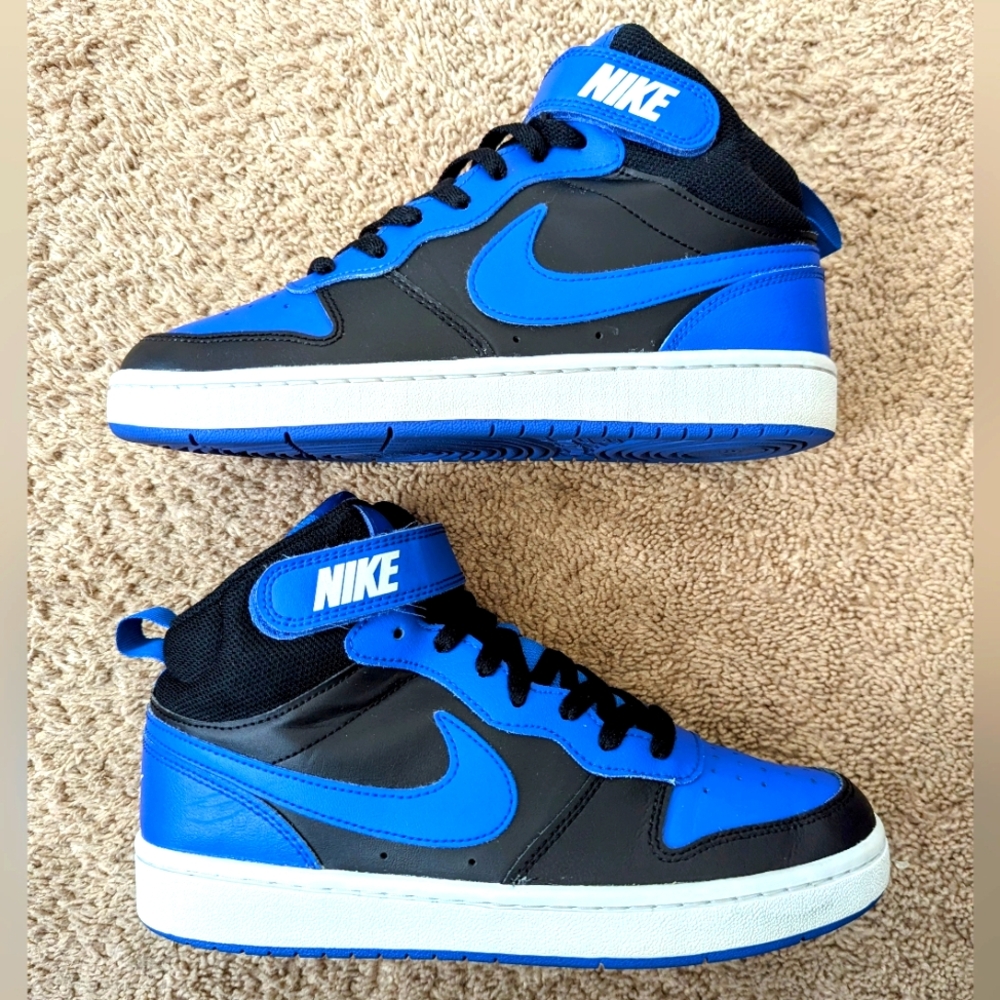 Nike "Court Burrough"